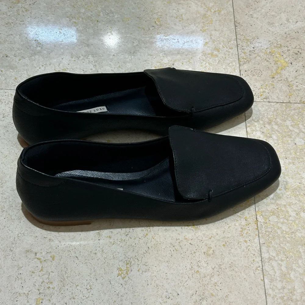 Black vegan Leather Loafers size 6 new in box cushioned insole comfort - work
